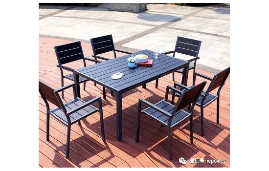 戶外座椅花箱選擇塑木材料有益公共環(huán)境