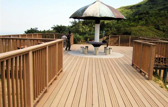 油菜秸稈塑木復合材料