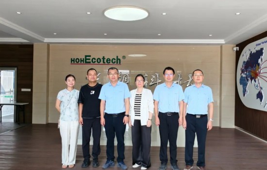 中國塑協塑木制品專委會走訪調研黃山華塑新材料科技有限公司、東北林業大學與泓之木高新材料承德股份有限公司