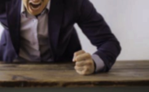 �T�����_���x�C��